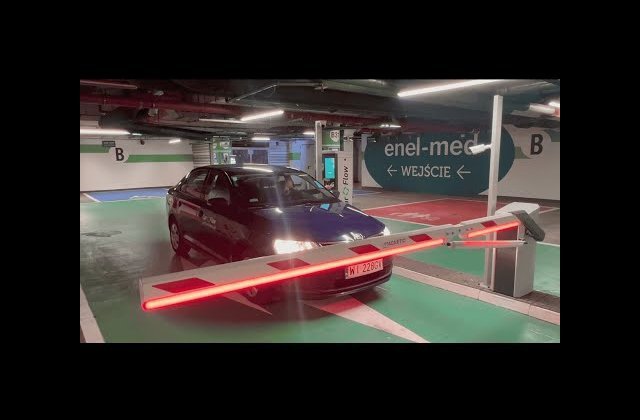 Parkowanie godzinowe - płatność zbliżeniowa w terminalu wyjazdowym | Car Flow System