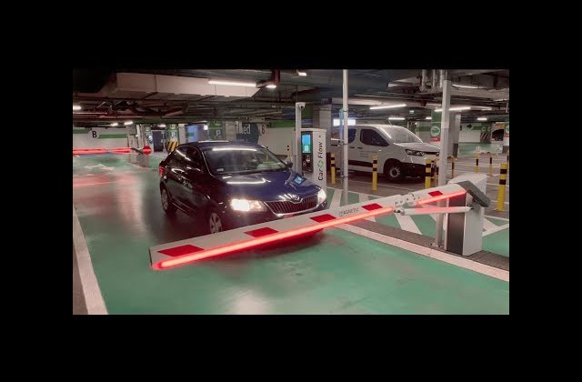 Parking abonamentowy - wjazd i wyjazd z kartą abonamentową | Car Flow System
