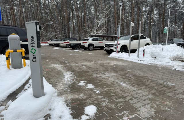 WhatsApp Image 2025-11-24 at 10.43.10_8.jpeg